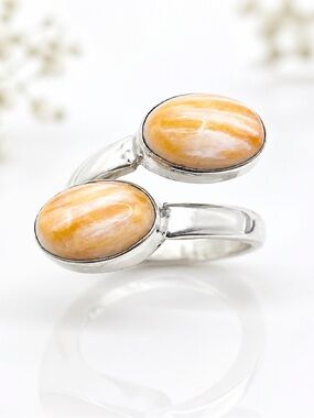 Size 9 Spiney Oyster bypass 925 sterling  Silver Ring